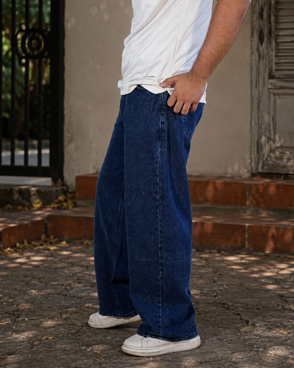 Unisex Classic Dark Blue Wide-Leg Baggy Jeans